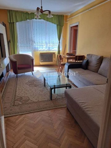 Eladó téglalakás, Kunszentmártonban 23 M Ft, 2 szobás