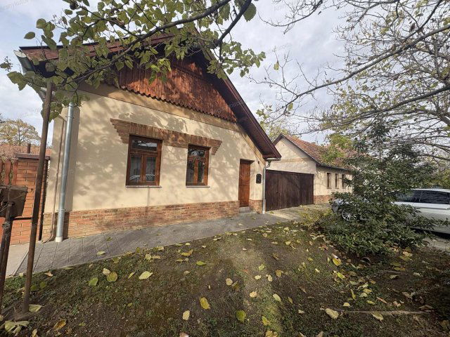 Eladó családi ház, Tótkomlóson 42.75 M Ft, 1 szobás