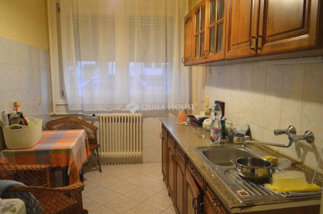 Eladó családi ház, Debrecenben, Esze Tamás utcában 89.9 M Ft