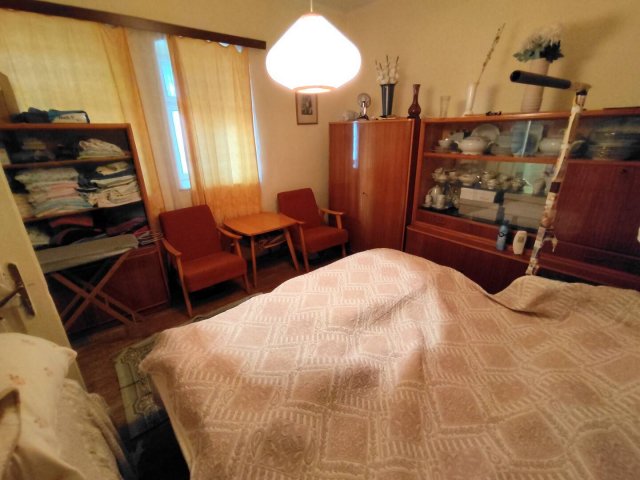 Eladó családi ház, Dunaszekcsőn 9.6 M Ft, 3 szobás