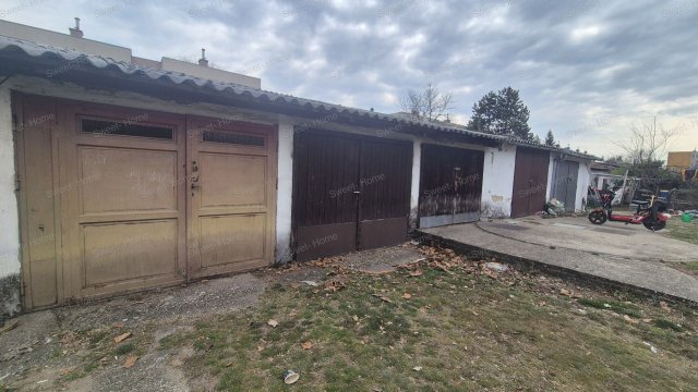 Eladó téglalakás, Kecskeméten 33.5 M Ft, 1 szobás