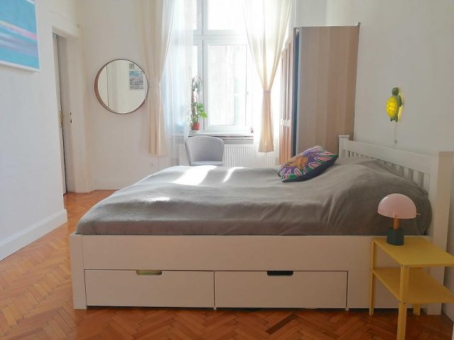 Eladó téglalakás, Budapesten, VI. kerületben, Király utcában