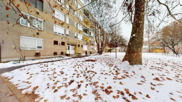 Eladó panellakás, Miskolcon 27.9 M Ft, 2 szobás