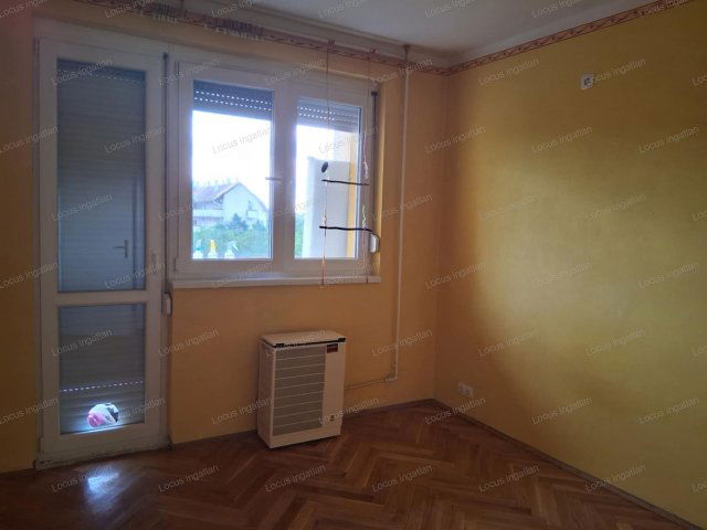 Eladó téglalakás, Törökszentmiklóson 23.1 M Ft, 2 szobás