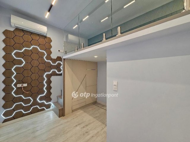 Eladó téglalakás, Budapesten, VII. kerületben 44.5 M Ft