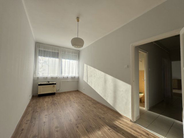 Eladó téglalakás, Miskolcon 32.9 M Ft, 2 szobás