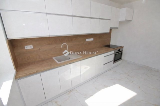 Eladó családi ház, Kecskeméten 119 M Ft, 4 szobás