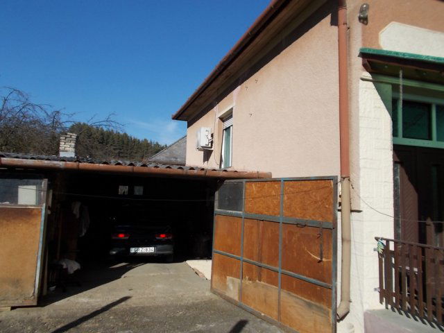 Eladó családi ház, Ózdon 13.9 M Ft, 2 szobás
