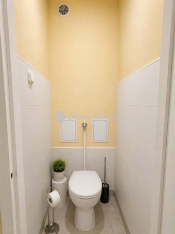 Eladó panellakás, Kecskeméten 35.9 M Ft, 1 szobás