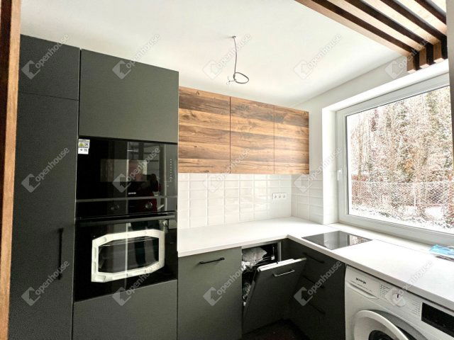 Eladó családi ház, Siófokon 119 M Ft, 4 szobás