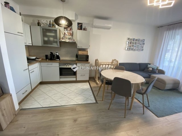 Eladó téglalakás, Budapesten, XIII. kerületben 103.8 M Ft