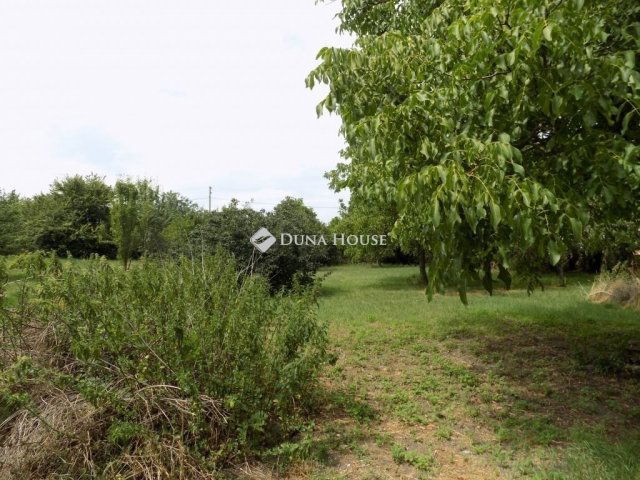 Eladó családi ház, Zsédenyen 26.9 M Ft, 3 szobás