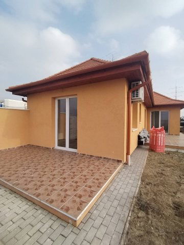 Eladó családi ház, Fóton 115 M Ft, 3+2 szobás