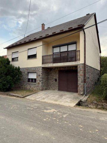 Eladó családi ház, Geresdlakon 36.9 M Ft, 4 szobás