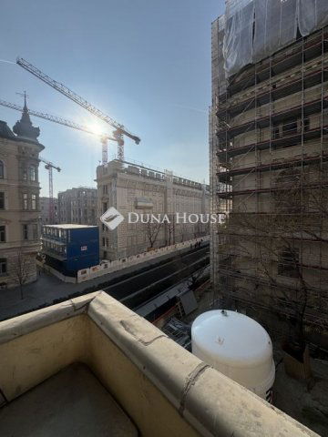 Eladó téglalakás, Budapesten, V. kerületben 350 M Ft, 4 szobás