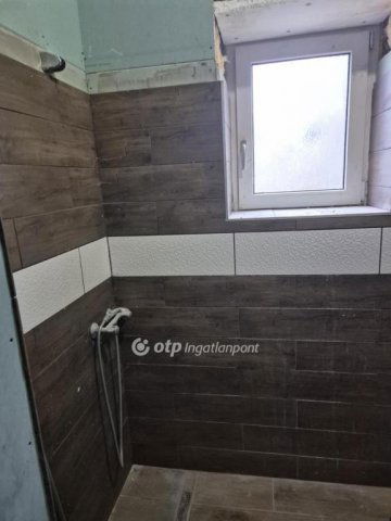 Eladó családi ház, Dabronyon 35.99 M Ft, 3+1 szobás