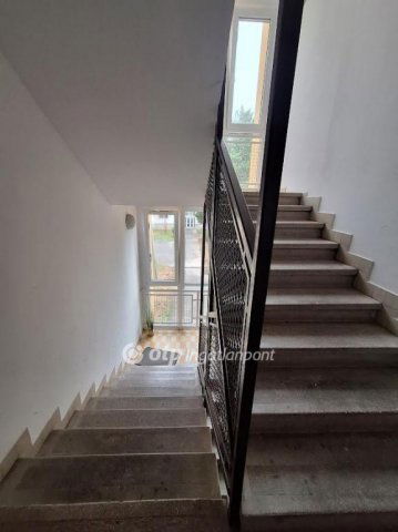 Eladó panellakás, Balatonfüreden 75 M Ft, 4 szobás