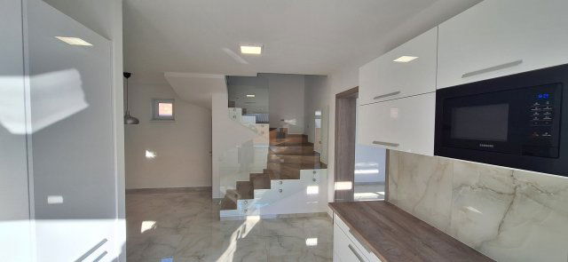 Kiadó ikerház, albérlet, Törökbálinton 500 E Ft / hó