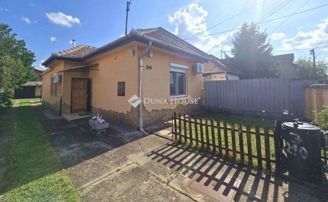 Eladó családi ház, Budapesten, XIX. kerületben 80 M Ft, 2 szobás