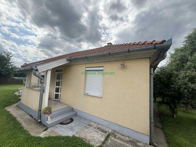 Eladó családi ház, Nyíregyházán 63 M Ft, 3 szobás
