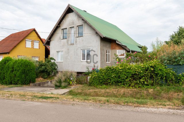 Eladó családi ház, Martonvásáron 83 M Ft, 3 szobás