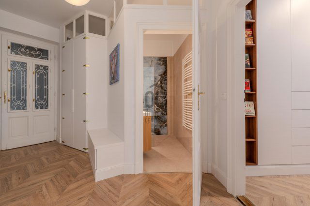 Eladó téglalakás, Budapesten, XIII. kerületben, Pozsonyi úton