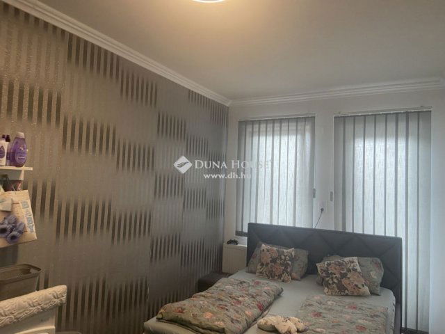 Eladó családi ház, Érden 133.7 M Ft, 4 szobás