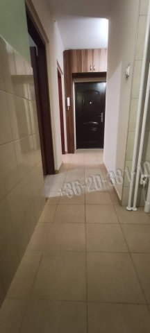 Eladó panellakás, Győrött 55 M Ft, 2+1 szobás