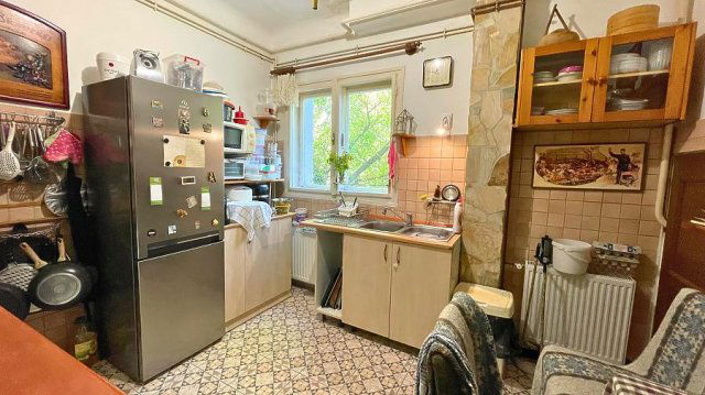 Eladó téglalakás, Budapesten, XII. kerületben 149 M Ft, 3 szobás