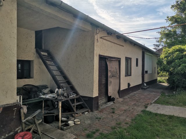 Eladó családi ház, Tiszakécskén 30.9 M Ft, 2 szobás