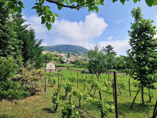 Eladó nyaraló, Badacsonytomajon 81 M Ft, 3 szobás