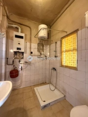 Eladó családi ház, Budapesten, XX. kerületben 65.9 M Ft