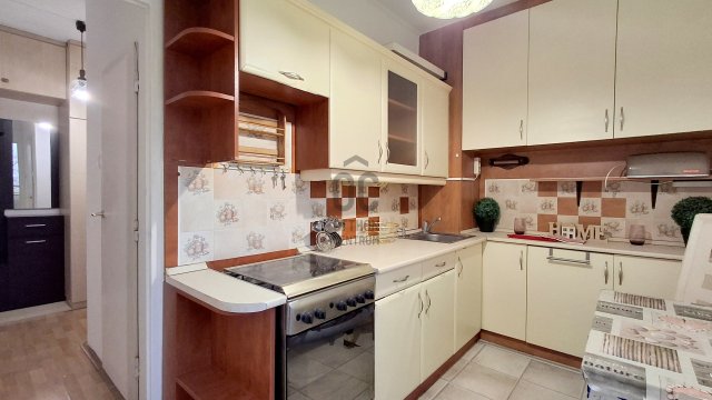 Eladó panellakás, Pécsett 48 M Ft, 2 szobás