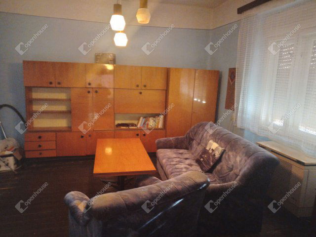 Eladó családi ház, Békéscsabán 18.5 M Ft, 2 szobás