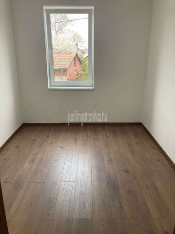 Kiadó téglalakás, albérlet, Nyíregyházán, Honvéd utcában