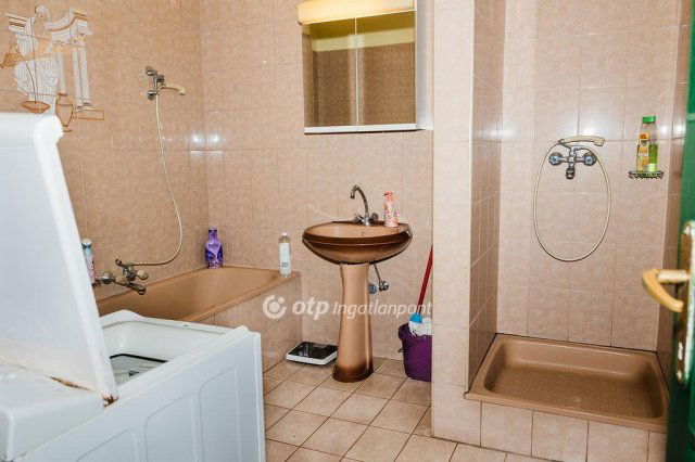 Eladó sorház, Budapesten, XV. kerületben 108 M Ft, 3 szobás