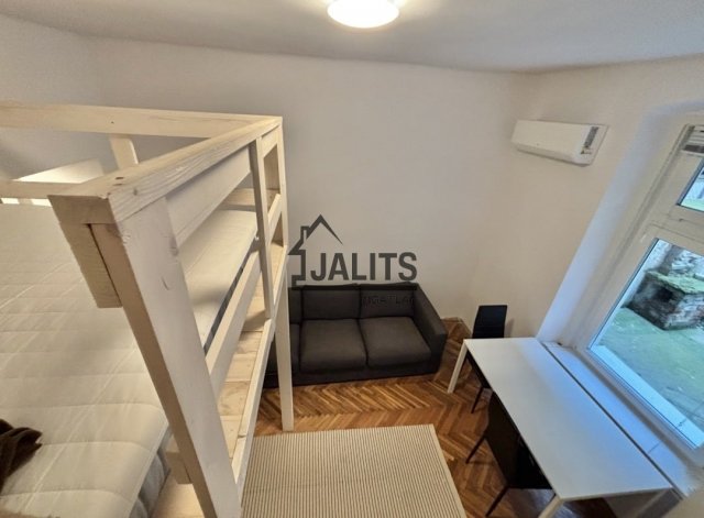 Kiadó téglalakás, albérlet, VIII. kerületben, Szerdahelyi utcában