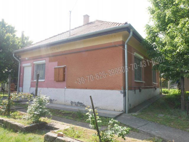 Eladó családi ház, Káván 45 M Ft, 2 szobás
