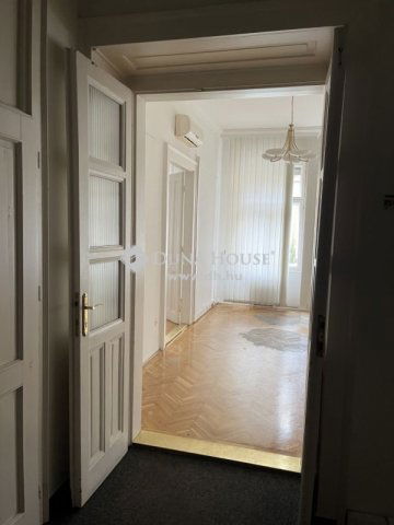 Kiadó téglalakás, albérlet, Debrecenben 399 E Ft / hó, 3 szobás