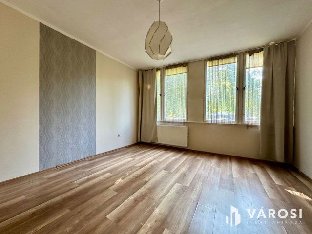 Eladó panellakás, Salgótarjánban 14.5 M Ft, 1 szobás