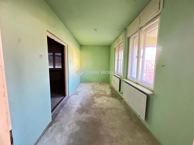 Eladó családi ház, Nagykőrösön 32 M Ft, 3 szobás