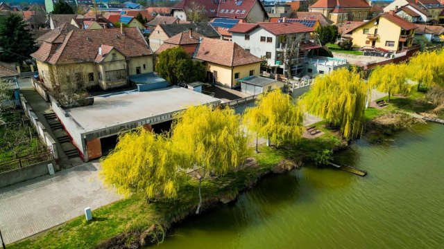 Eladó családi ház, Ráckevén 149 M Ft, 5 szobás