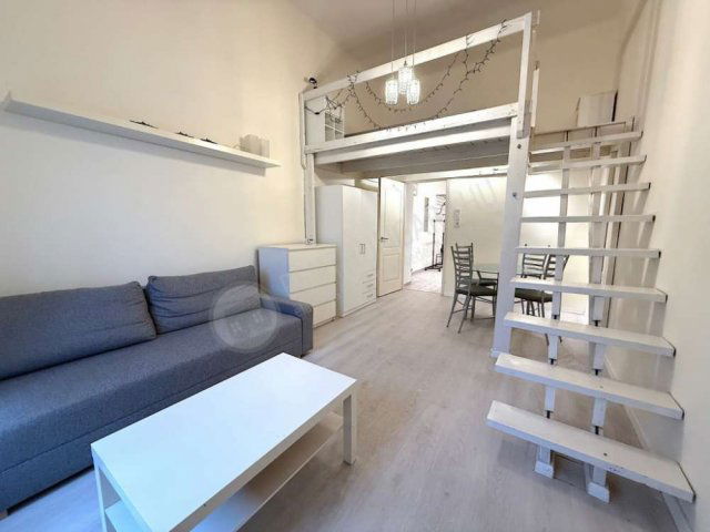 Kiadó téglalakás, albérlet, V. kerületben, Stollár Béla utcában