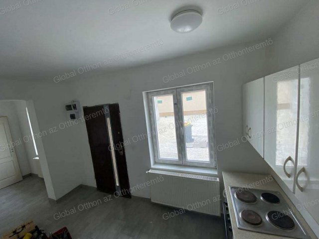 Kiadó családi ház, albérlet, Hegyeshalomban 430 E Ft / hó