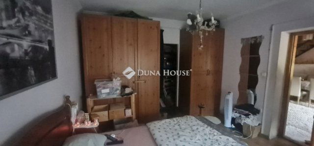 Eladó családi ház, Vecsésen 115.9 M Ft, 4 szobás