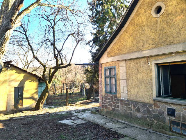 Eladó családi ház, Pomázon 59 M Ft, 2 szobás