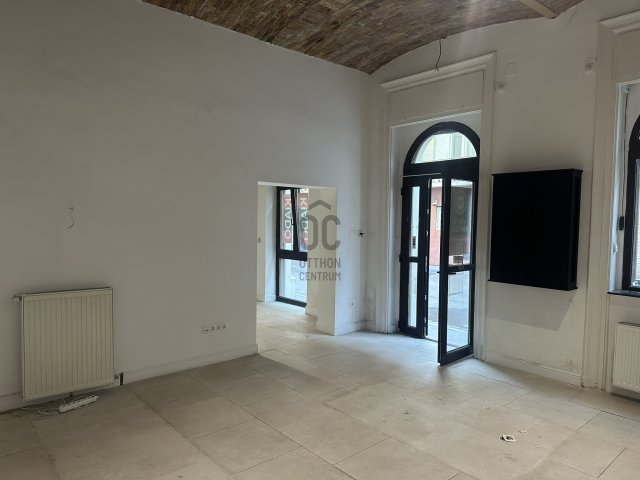Eladó iroda, Budapesten, VI. kerületben 75.65 M Ft