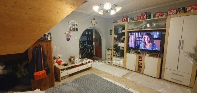 Eladó családi ház, Veszprémben 61.9 M Ft, 2+2 szobás