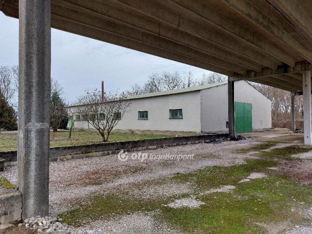 Eladó ipari ingatlan, Mohácson 99 M Ft / költözzbe.hu