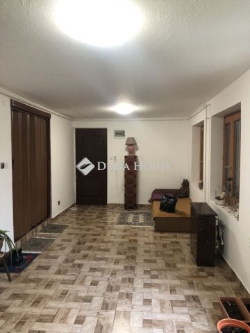 Eladó családi ház, Enyingen 34.9 M Ft, 2 szobás